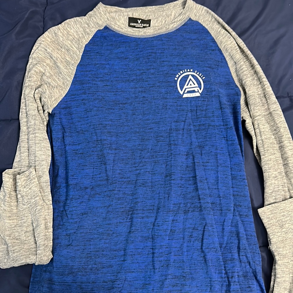 American eagle long sleeve